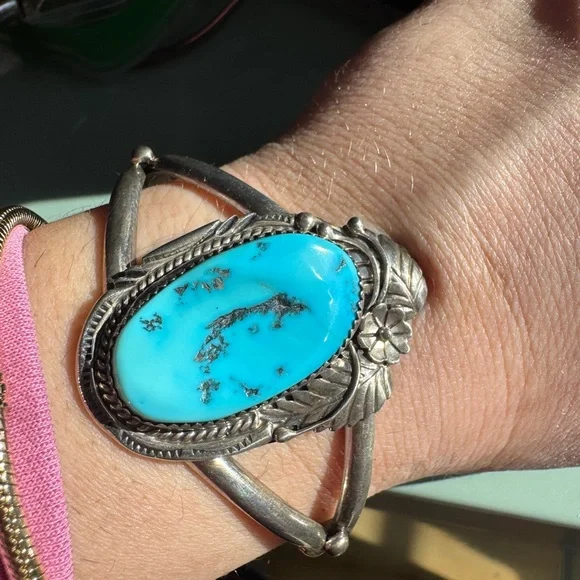 Vintage Navajo Signed MB Sterling Silver and Turquoise cuff Bracelet